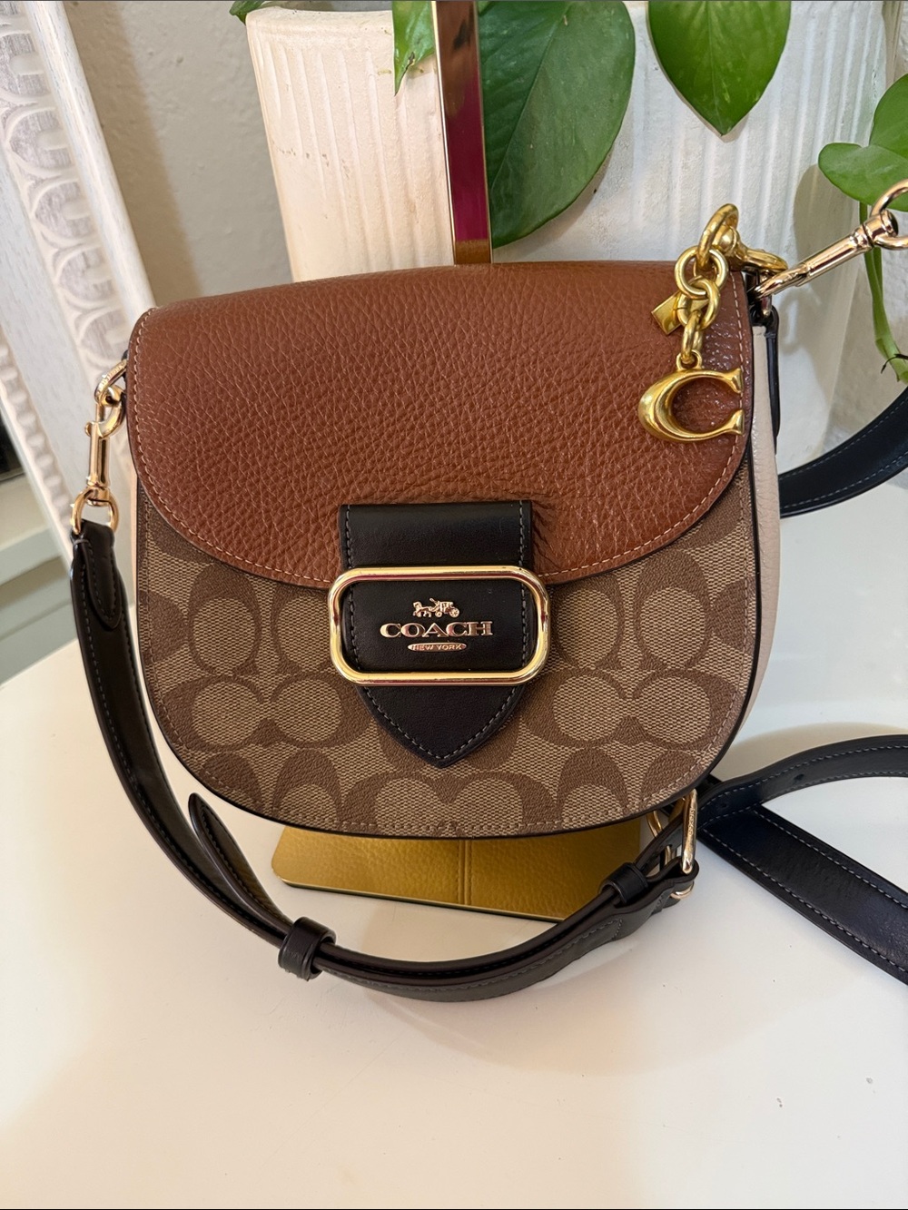 Coach Signature Morgan Saddle Crossbody bag